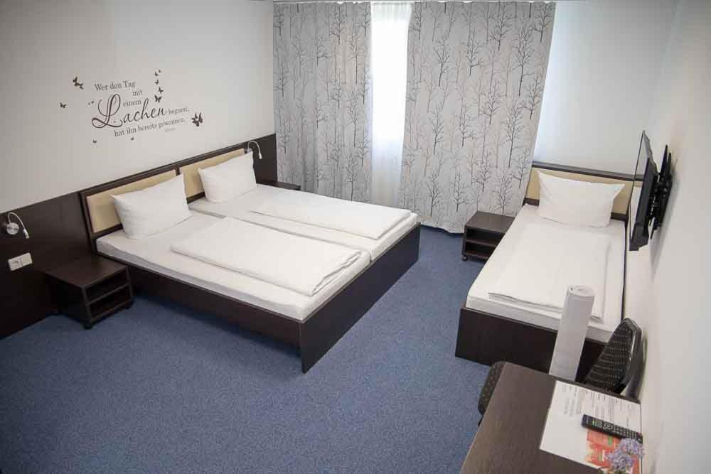 Hotel Am Suedtor Бакнанґ Екстер'єр фото