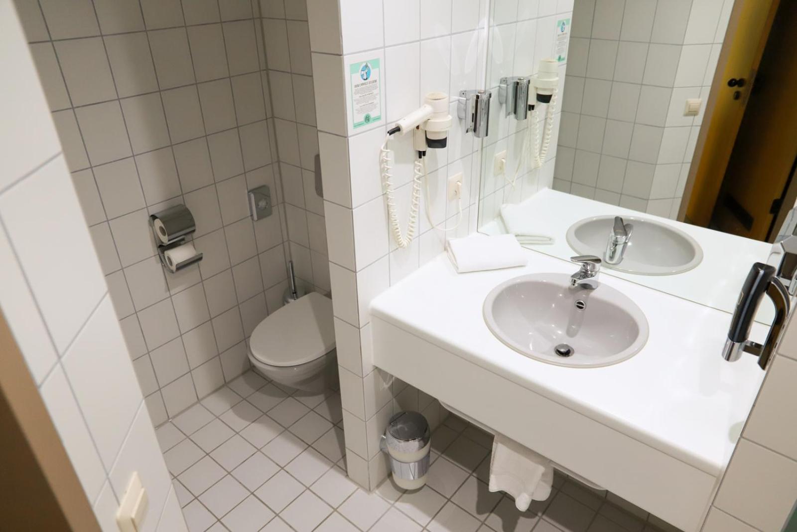 Hotel Am Suedtor Бакнанґ Екстер'єр фото