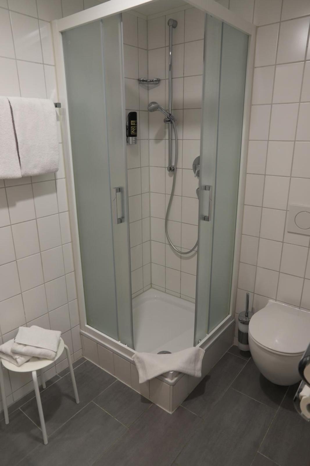 Hotel Am Suedtor Бакнанґ Екстер'єр фото