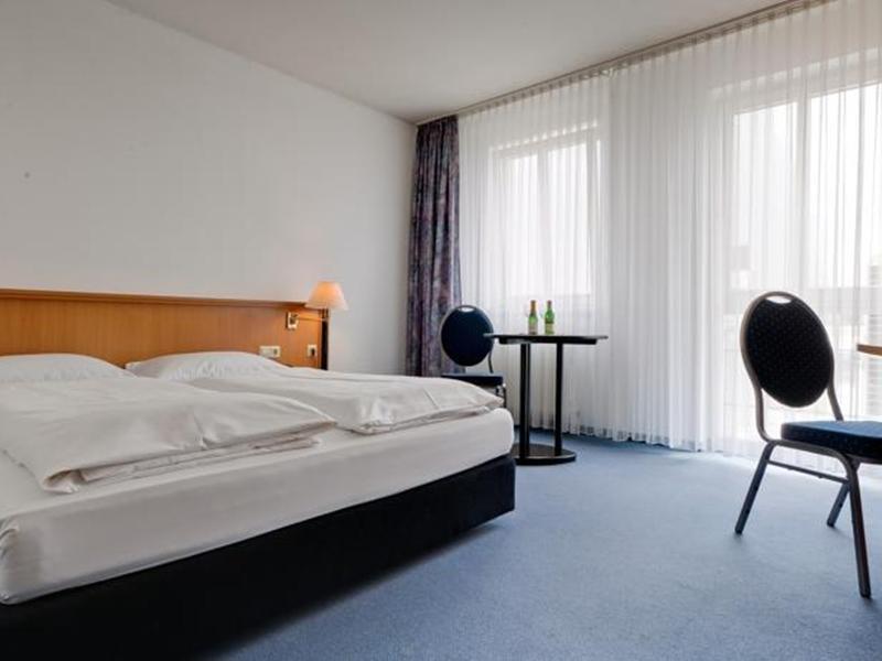 Hotel Am Suedtor Бакнанґ Екстер'єр фото