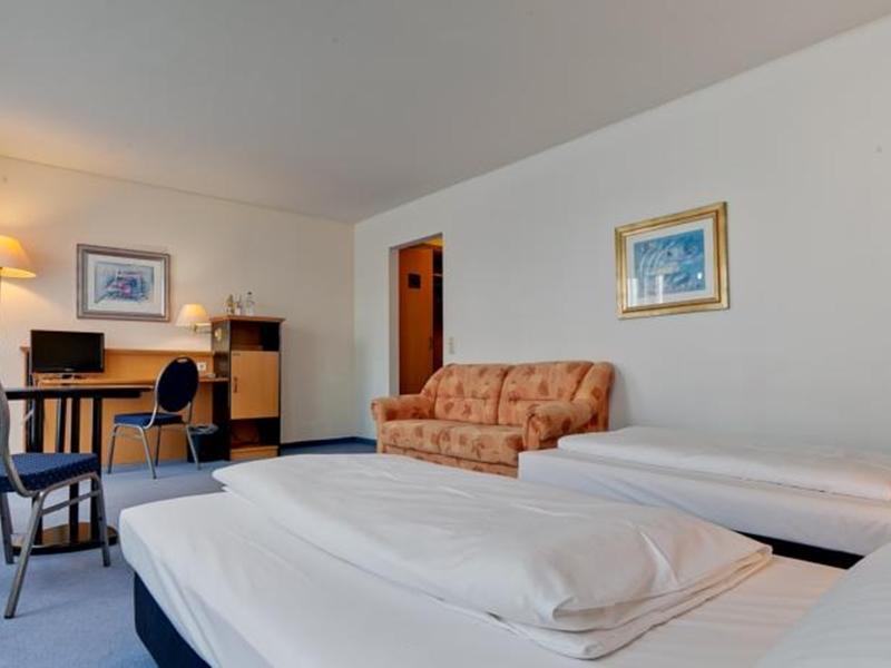 Hotel Am Suedtor Бакнанґ Екстер'єр фото